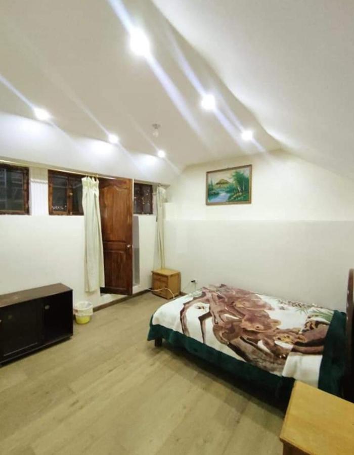 Hostal Atlantis Quito Ngoại thất bức ảnh
