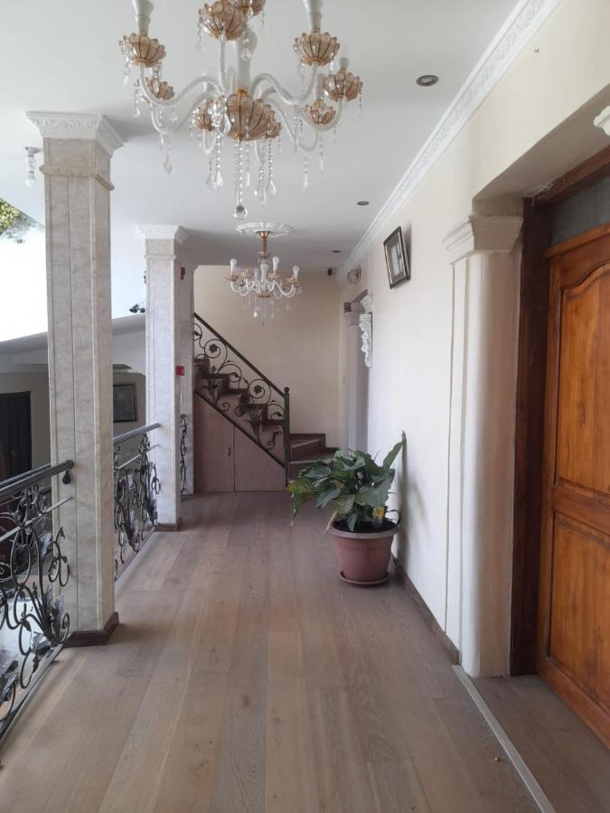 Hostal Atlantis Quito Ngoại thất bức ảnh