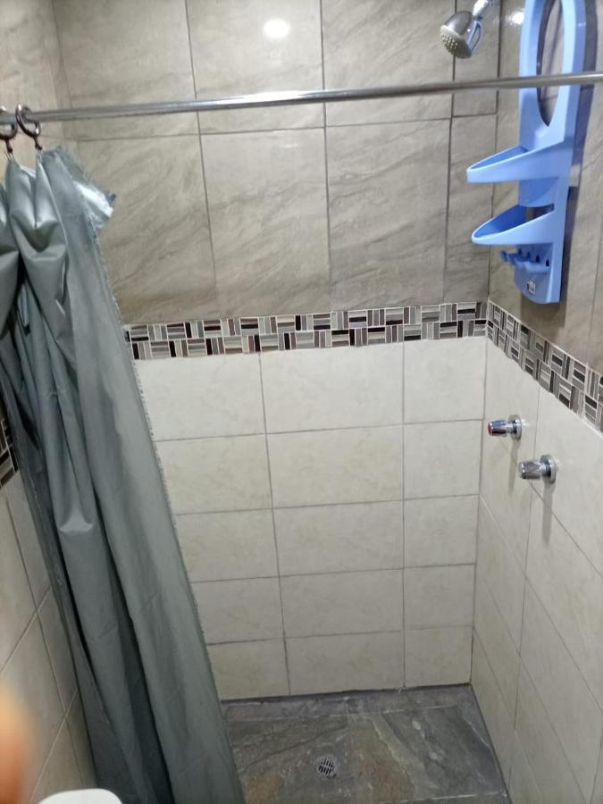 Hostal Atlantis Quito Ngoại thất bức ảnh